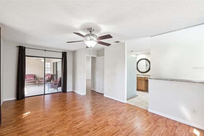 Image No.7-3 Bed Townhouse for sale