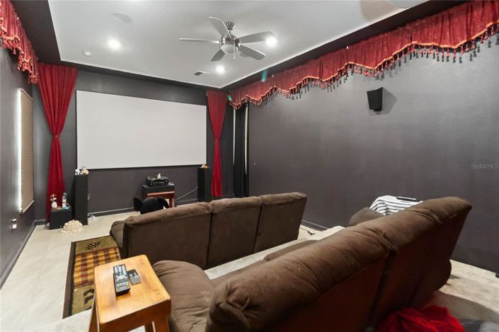 Image No.21-4 Bed House for sale