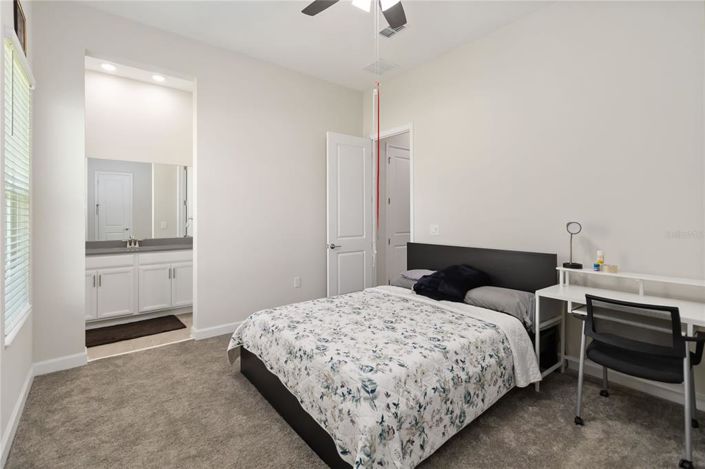 Image No.26-4 Bed House for sale