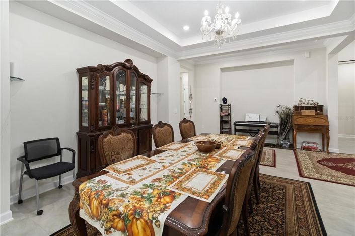 Image No.7-4 Bed House for sale