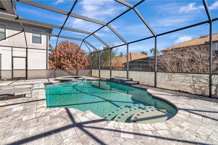 Image No.37-5 Bed House for sale