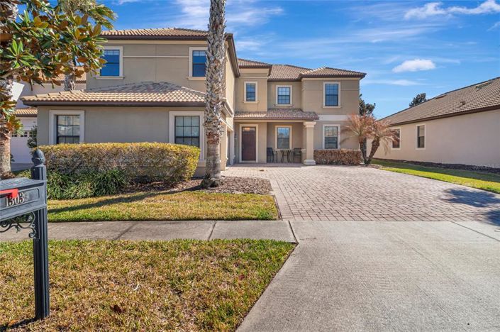 Image No.45-5 Bed House for sale