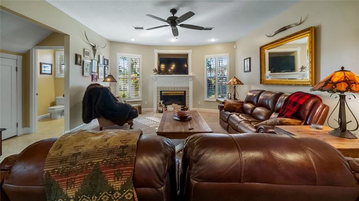 Image No.13-3 Bed House for sale