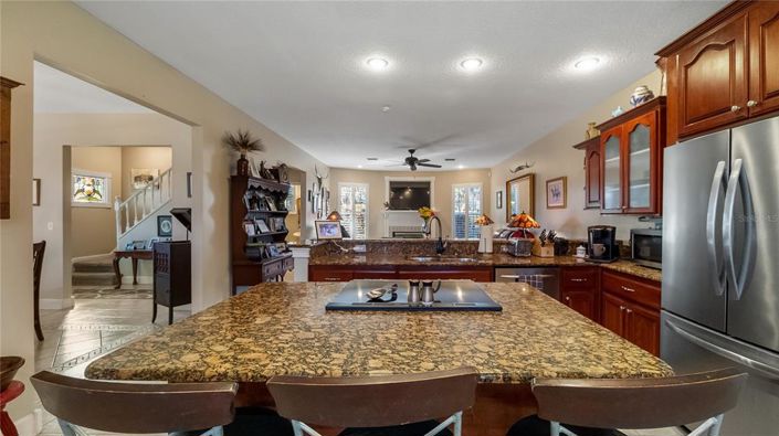 Image No.14-3 Bed House for sale