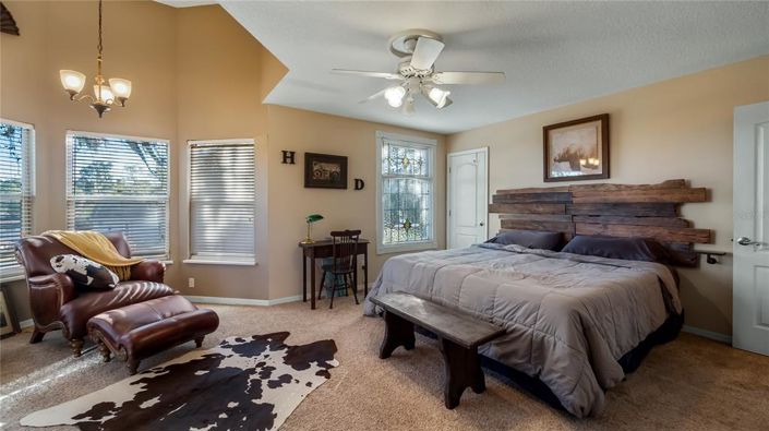 Image No.19-3 Bed House for sale