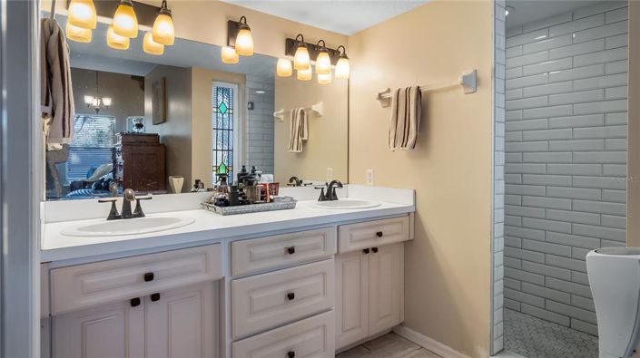 Image No.22-3 Bed House for sale