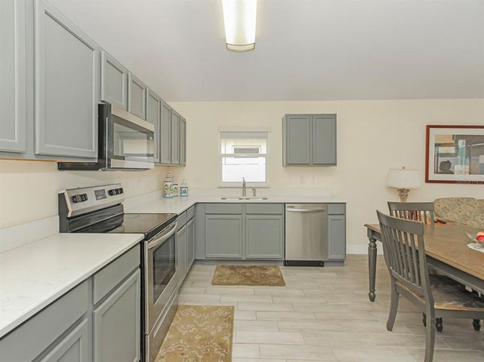 Image No.25-4 Bed House for sale