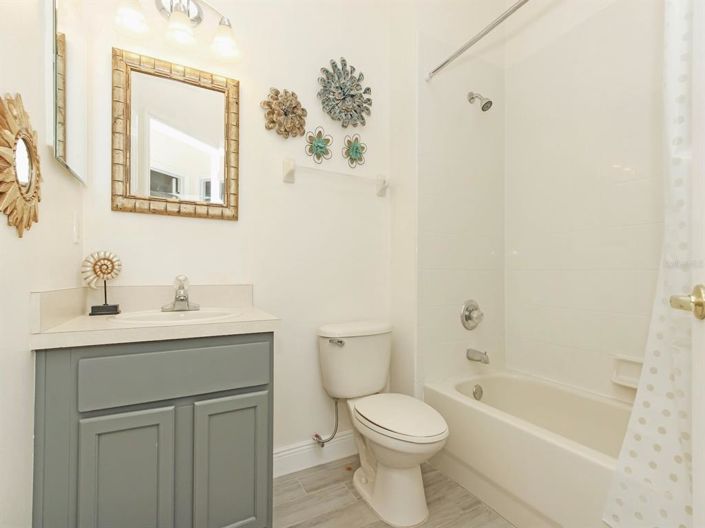 Image No.37-4 Bed House for sale