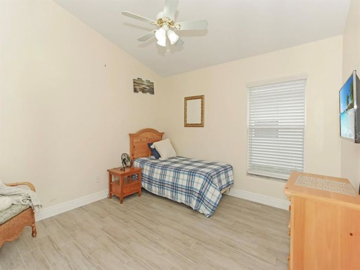 Image No.42-4 Bed House for sale