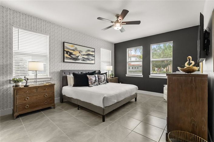 Image No.10-6 Bed House for sale