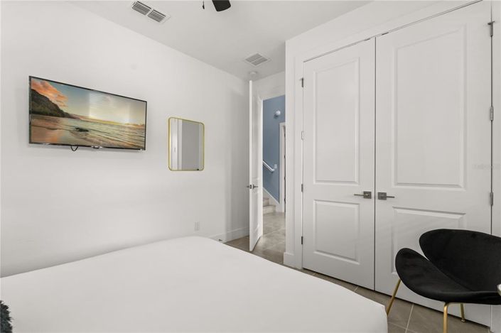 Image No.14-6 Bed House for sale