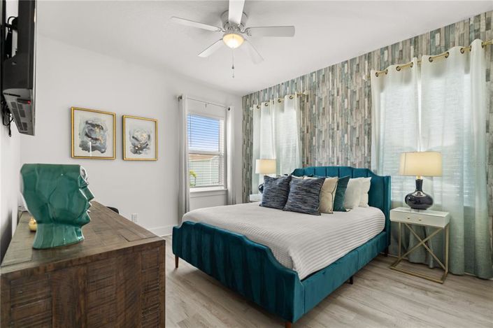 Image No.23-6 Bed House for sale