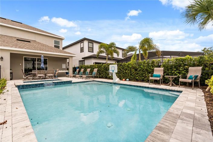 Image No.38-6 Bed House for sale