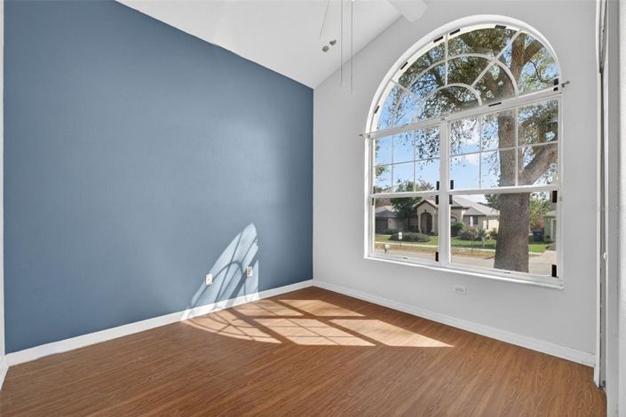 Image No.9-Maison de 4 chambres à vendre à Saint John