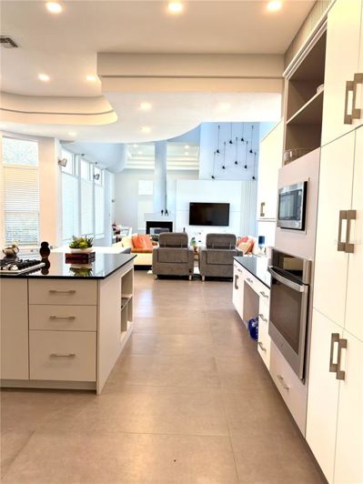 Image No.30-5 Bed House for sale