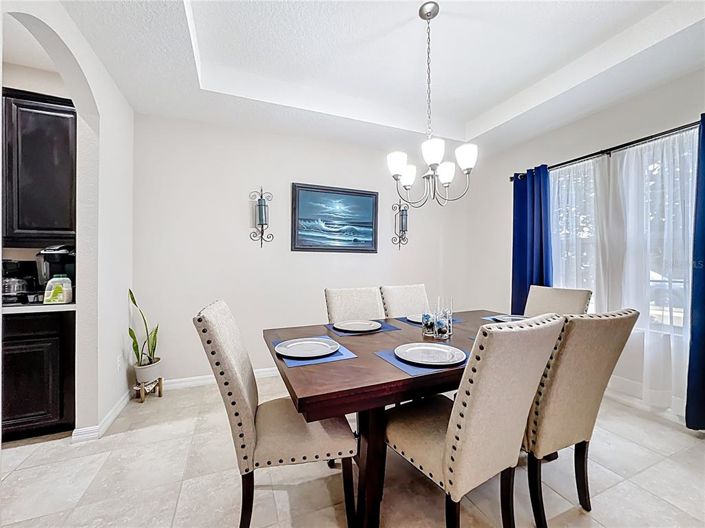 Image No.15-4 Bed House for sale