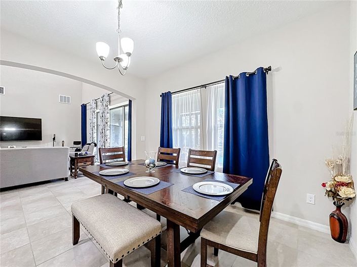 Image No.30-4 Bed House for sale