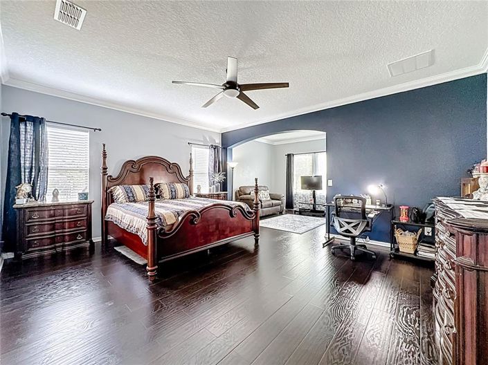 Image No.55-4 Bed House for sale