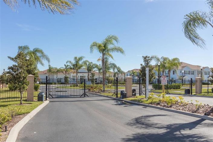 Image No.34-3 Bed Townhouse for sale