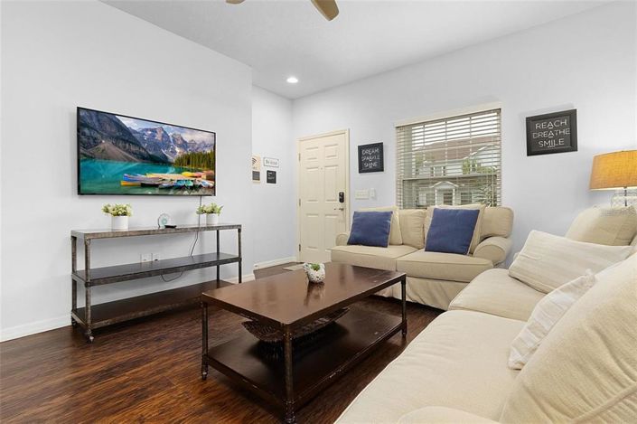 Image No.5-3 Bed Townhouse for sale