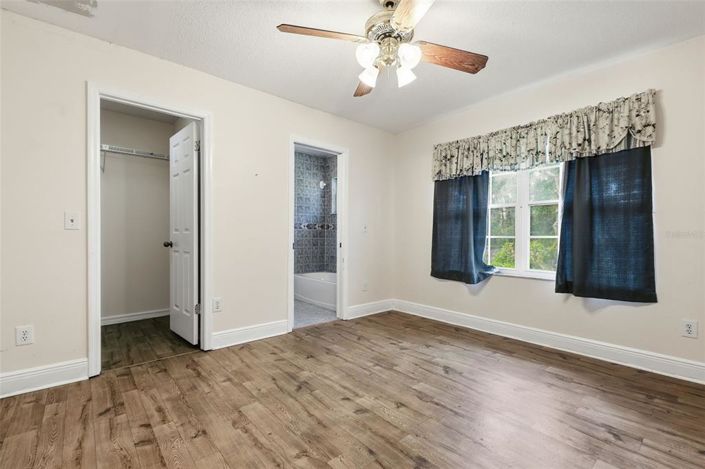 Image No.22-3 Bed House for sale