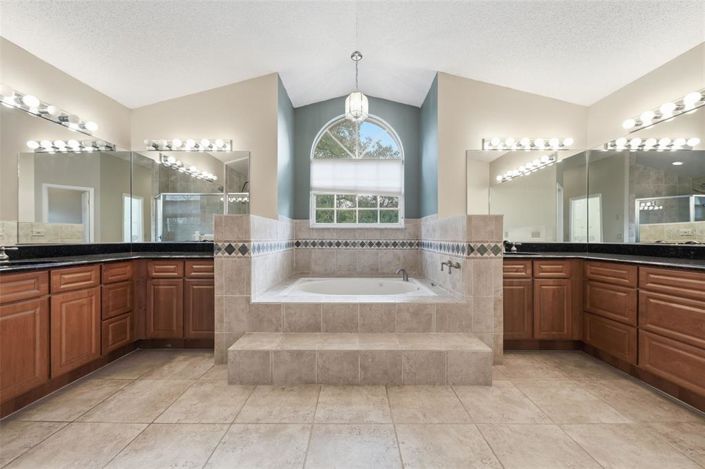 Image No.28-3 Bed House for sale