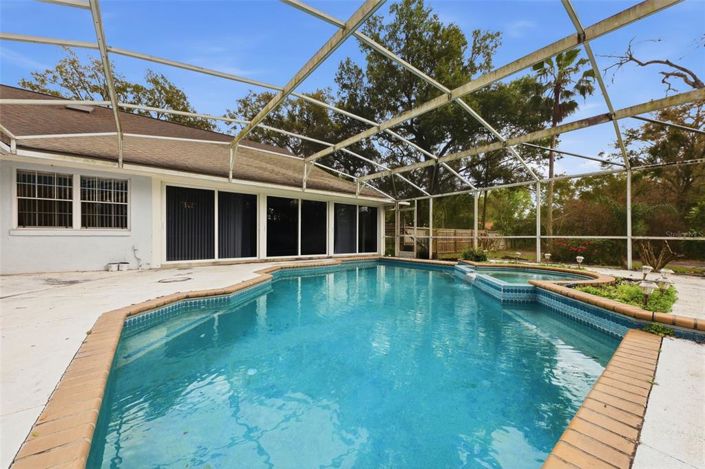 Image No.34-3 Bed House for sale