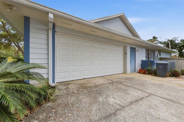 Image No.37-3 Bed House for sale