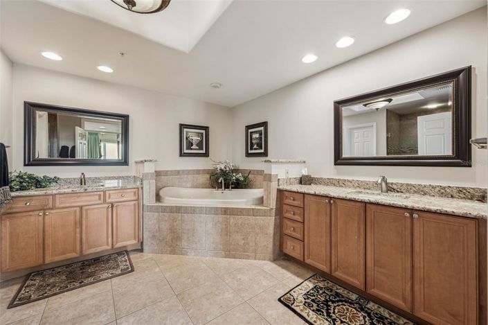 Image No.25-3 Bed Apartment for sale