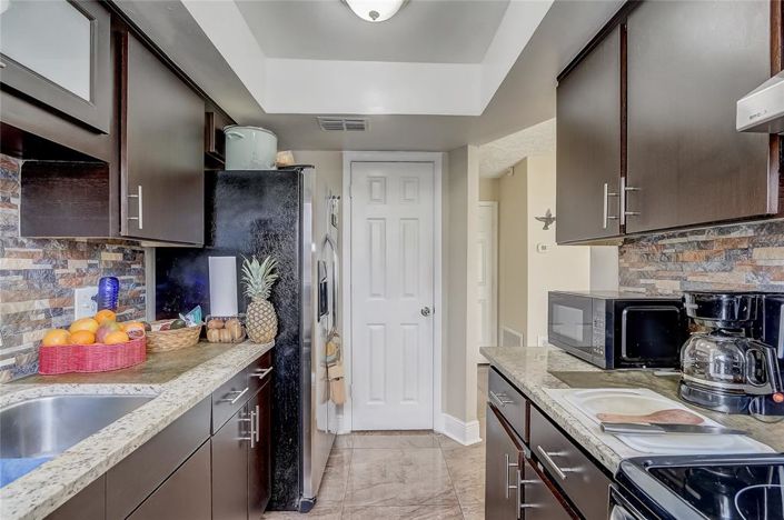 Image No.15-3 Bed House for sale