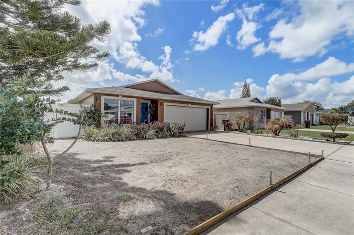 Image No.3-3 Bed House for sale