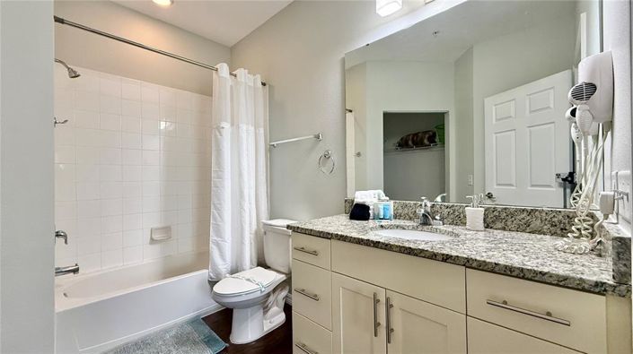 Image No.17-4 Bed Townhouse for sale