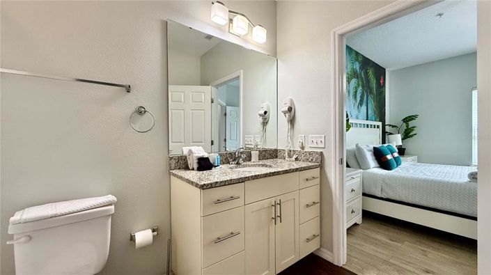 Image No.18-4 Bed Townhouse for sale