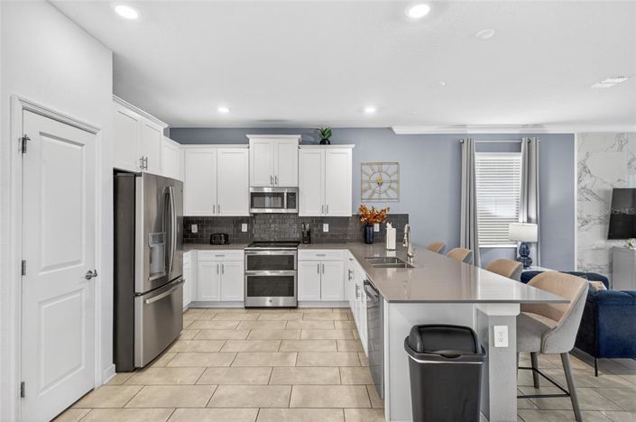 Image No.9-9 Bed House for sale