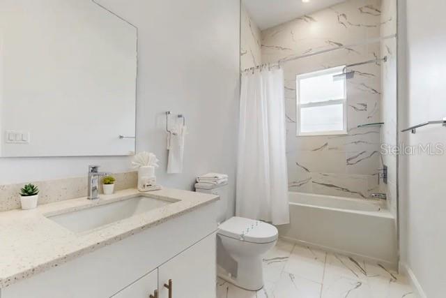 Image No.11-5 Bed Townhouse for sale