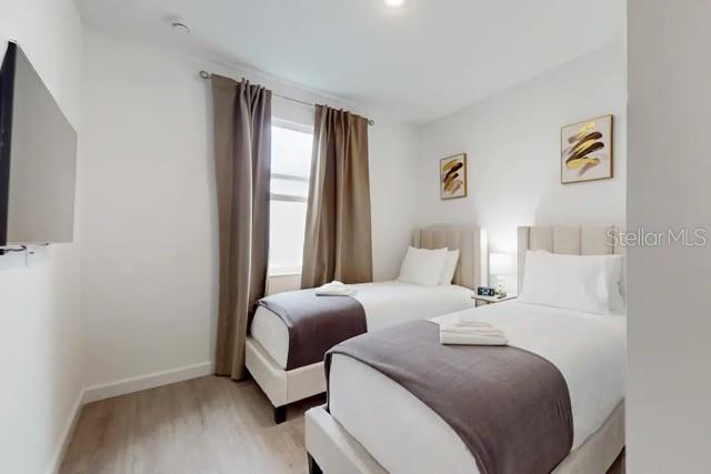 Image No.15-5 Bed Townhouse for sale