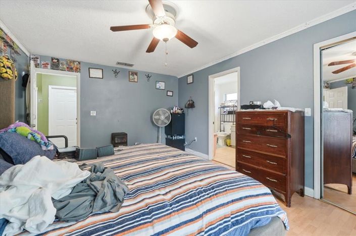 Image No.7-3 Bed House for sale