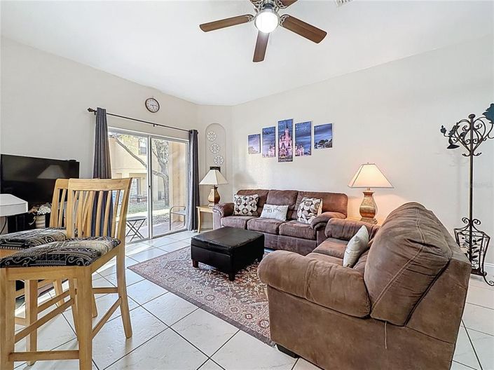 Image No.11-4 Bed Townhouse for sale