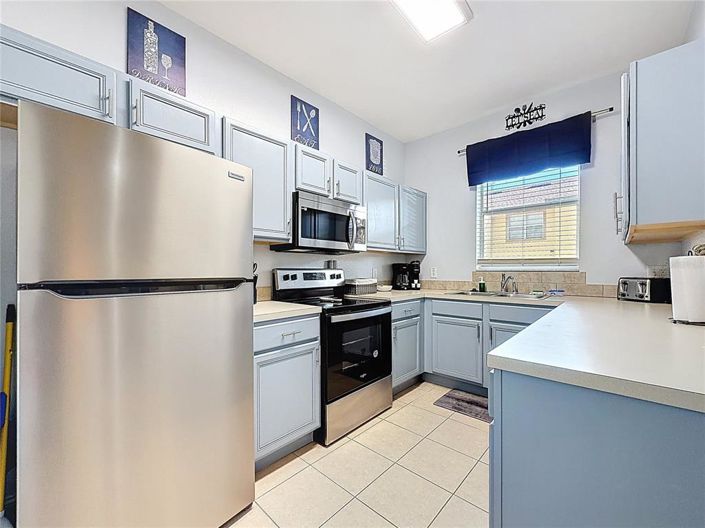 Image No.13-4 Bed Townhouse for sale