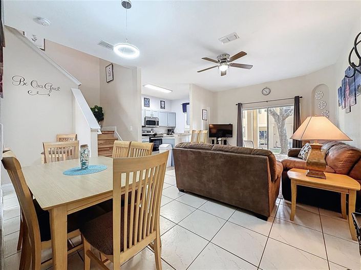 Image No.8-4 Bed Townhouse for sale