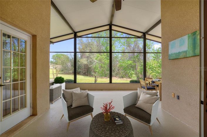 Image No.8-2 Bed House for sale