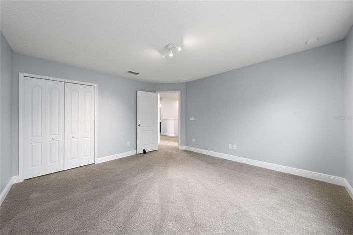 Image No.24-5 Bed House for sale