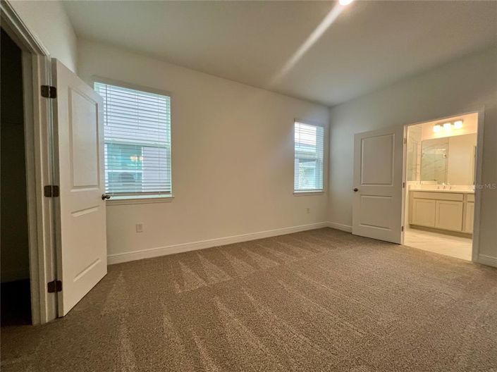 Image No.14-4 Bed House for sale