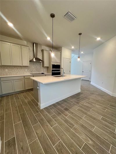 Image No.9-4 Bed House for sale