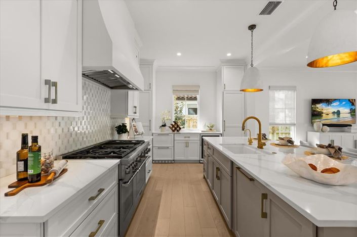 Image No.23-4 Bed House for sale