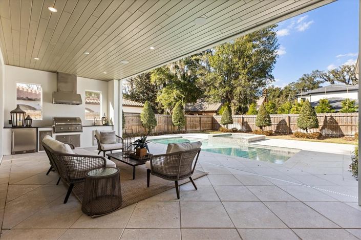 Image No.27-4 Bed House for sale