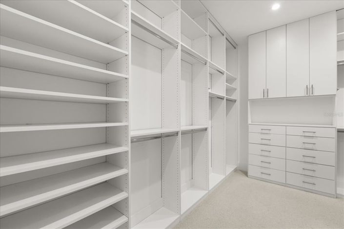 Image No.35-4 Bed House for sale