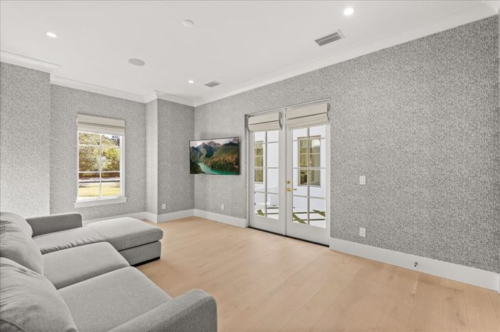 Image No.42-4 Bed House for sale