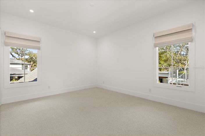 Image No.57-4 Bed House for sale