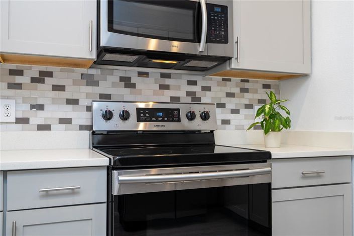 Image No.12-3 Bed House for sale